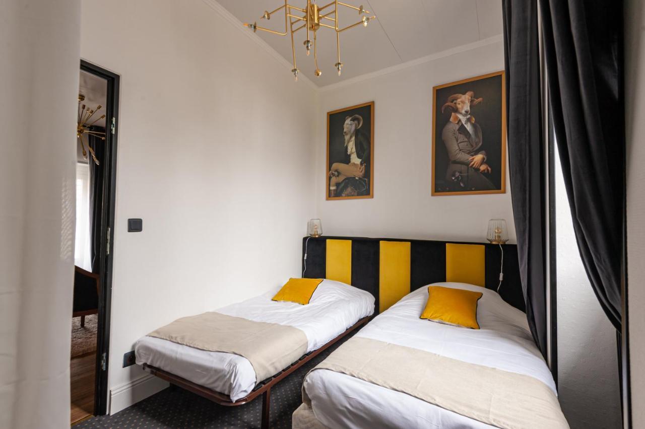 Chateau Des Ayes - Chambres & Suites Saint-Étienne-de-Saint-Geoirs Eksteriør billede