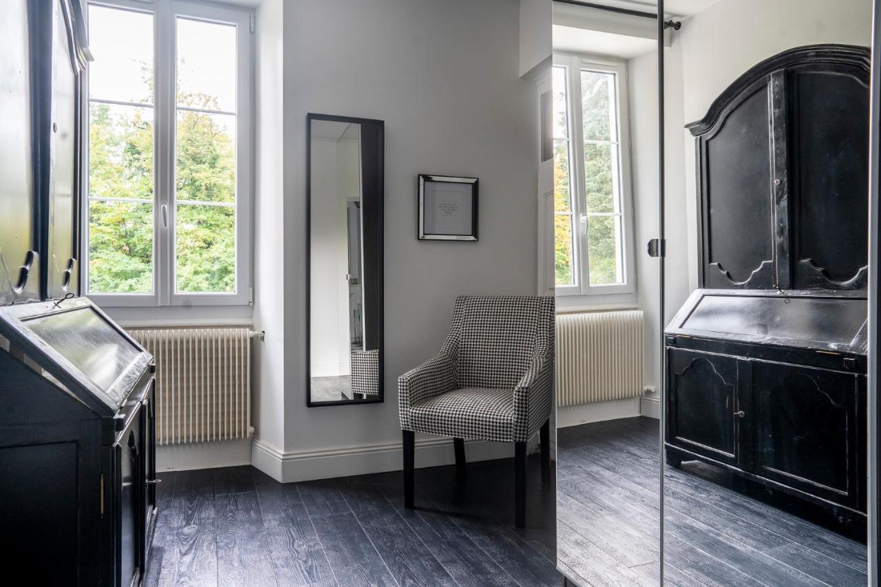 Chateau Des Ayes - Chambres & Suites Saint-Étienne-de-Saint-Geoirs Eksteriør billede