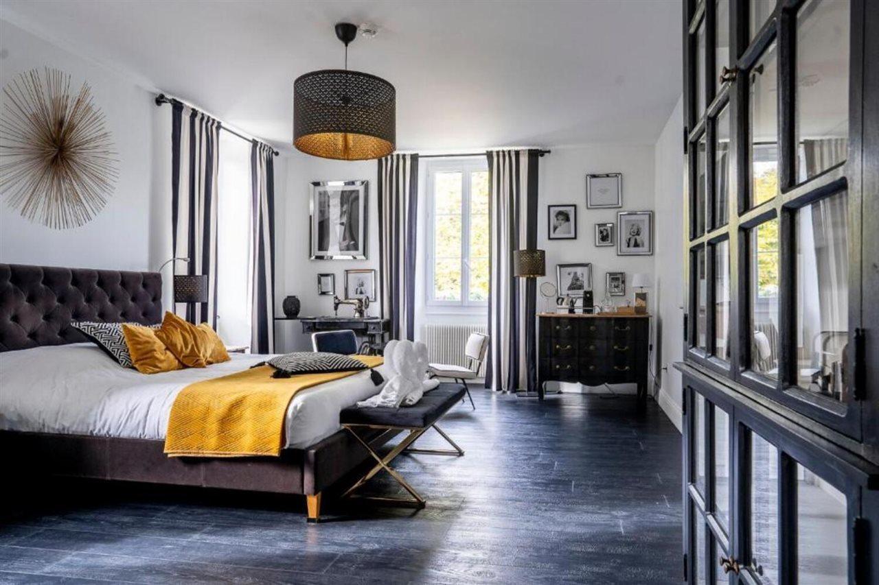 Chateau Des Ayes - Chambres & Suites Saint-Étienne-de-Saint-Geoirs Eksteriør billede
